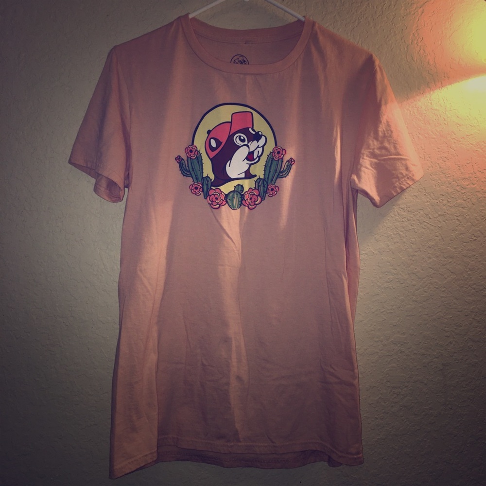 Buc-ee’s graphic t shirt